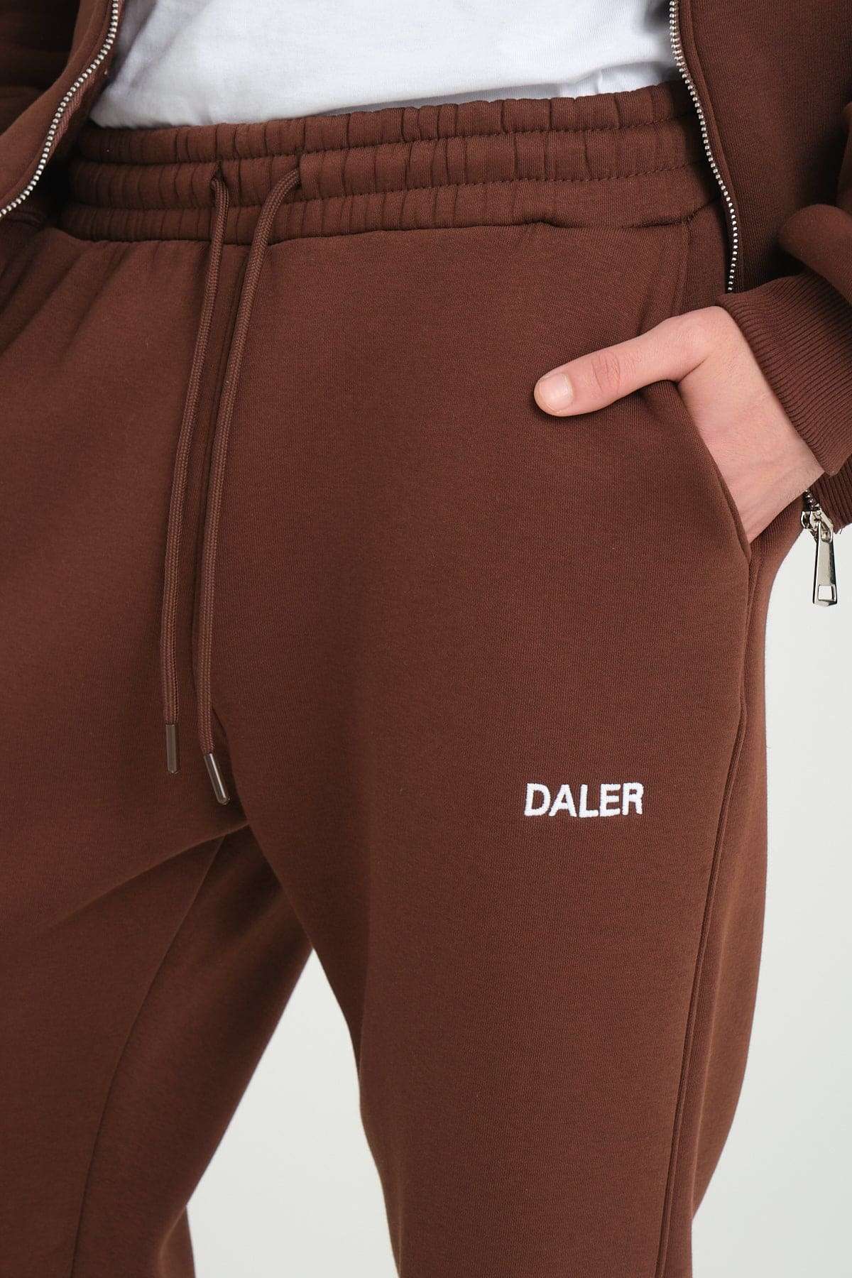 BASIC JOGGER - BROWN
