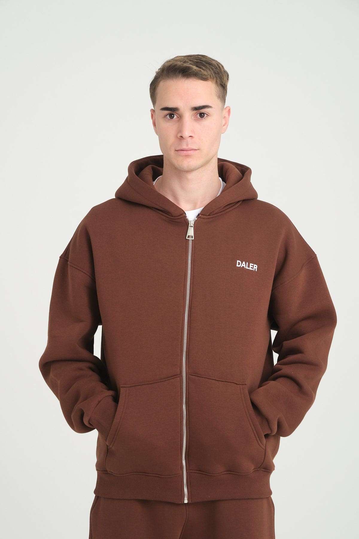 BASIC ZIPPER - BROWN