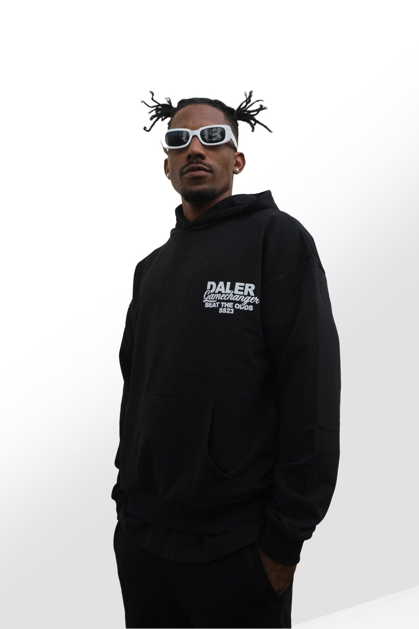 HOODIE-BLACK - Dalerclo
