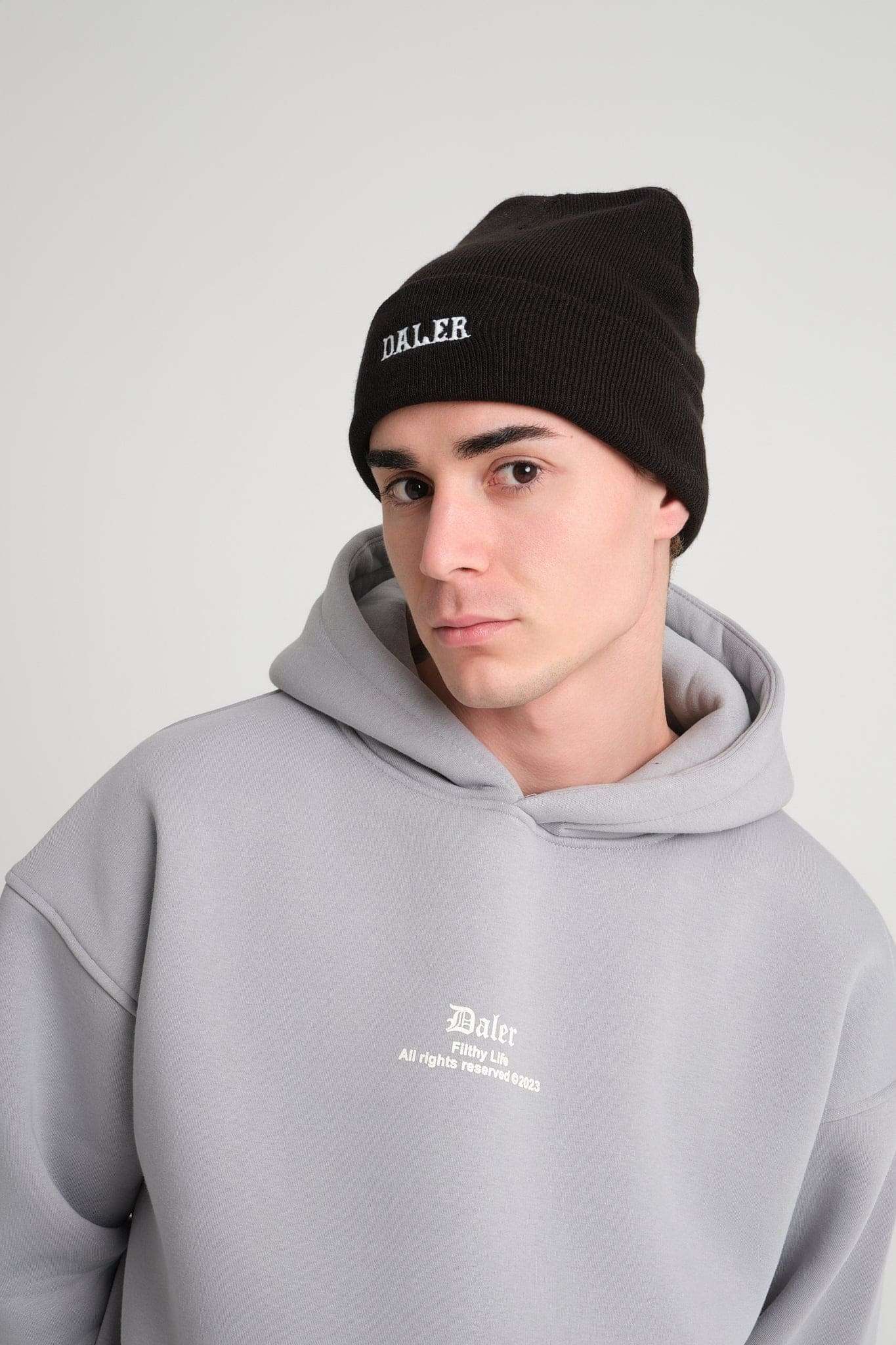 BEANIE-BLACK BASIC