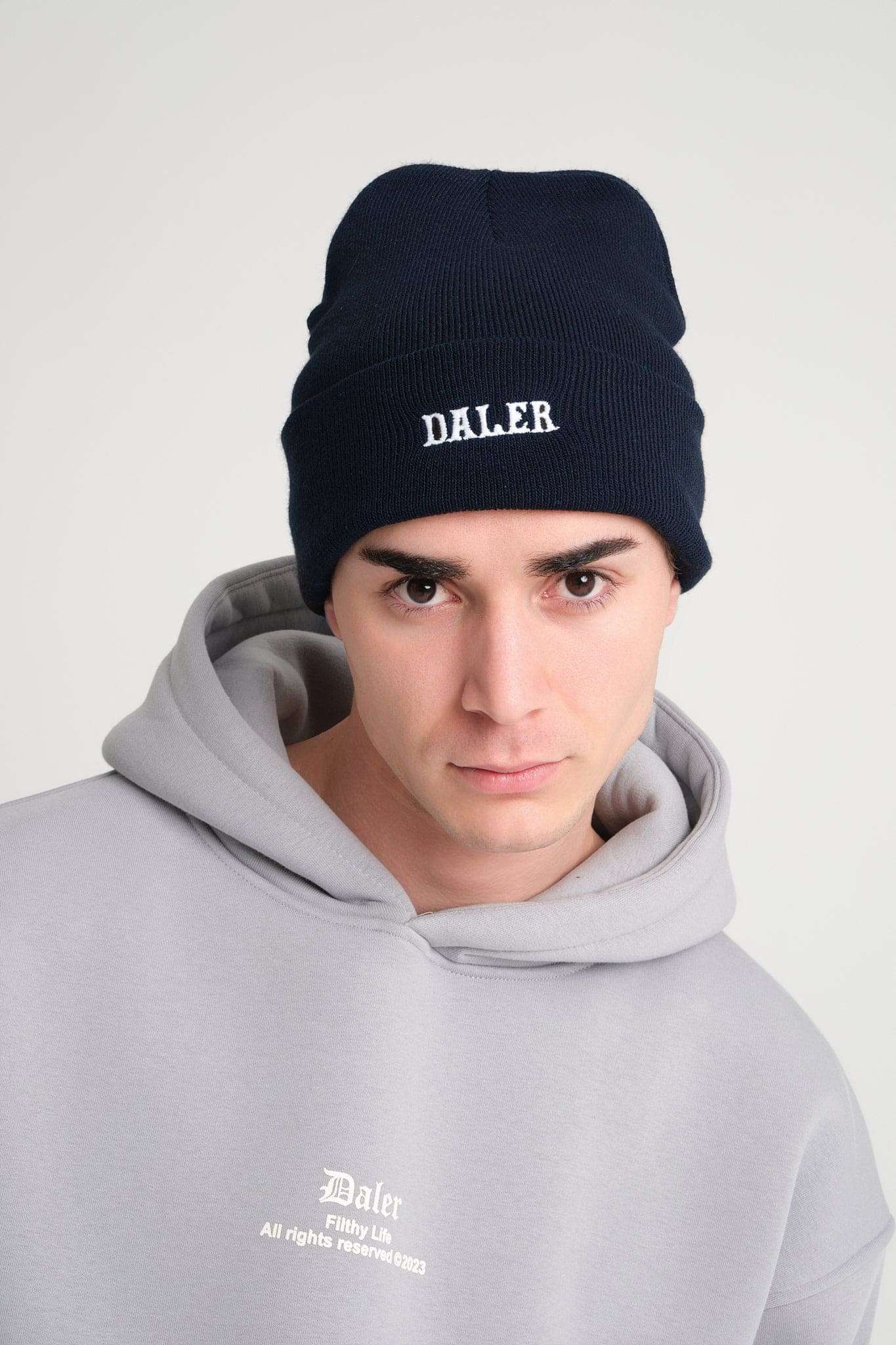 BEANIE-BLUE BASIC